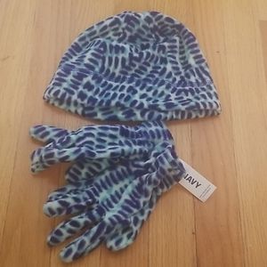 NWT Old Navy Fleece Hat and Gloves Set